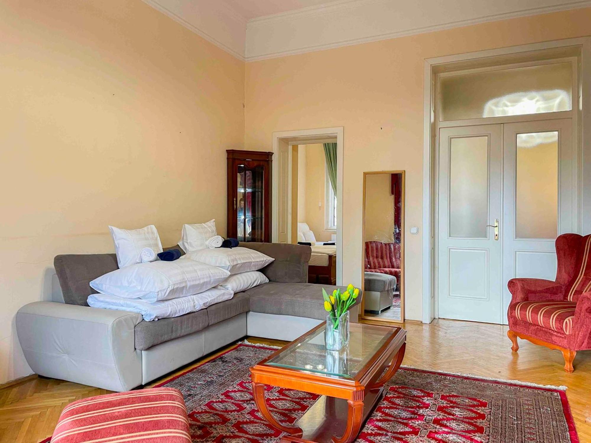 Apartamento Spacious Retreat By Puskas Arena